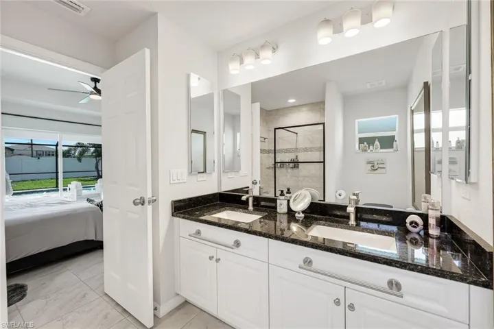 2118 Sw 12th Ter, Cape Coral, Florida 33991