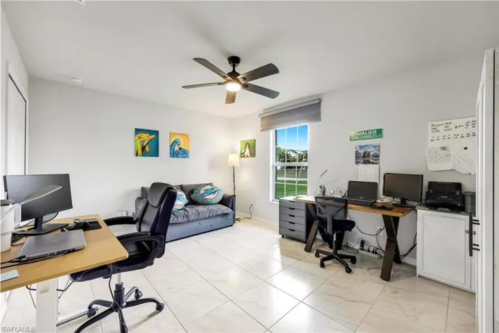 2118 Sw 12th Ter, Cape Coral, Florida 33991