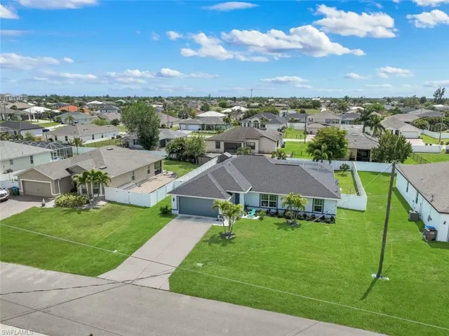 2118 Sw 12th Ter, Cape Coral, Florida 33991