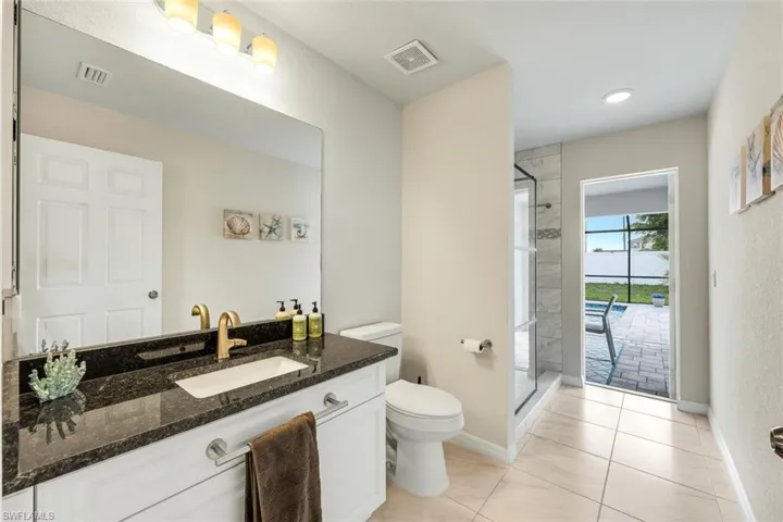 2118 Sw 12th Ter, Cape Coral, Florida 33991