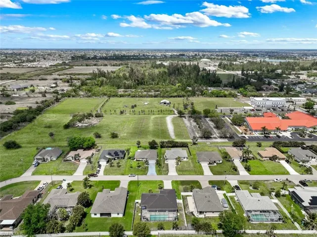 2118 Sw 12th Ter, Cape Coral, Florida 33991