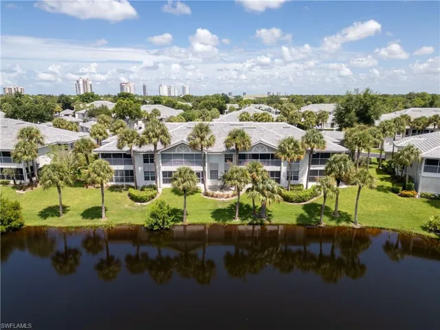 4240 Lake Forest Dr 413, Bonita Springs, Florida 34134