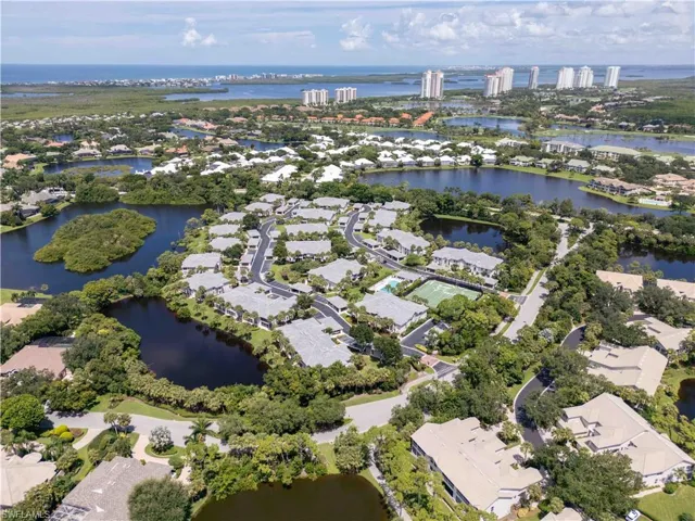 4240 Lake Forest Dr 413, Bonita Springs, Florida 34134