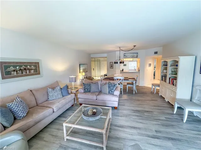 4240 Lake Forest Dr 413, Bonita Springs, Florida 34134