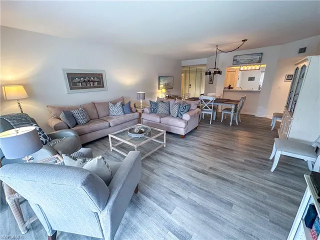 4240 Lake Forest Dr 413, Bonita Springs, Florida 34134