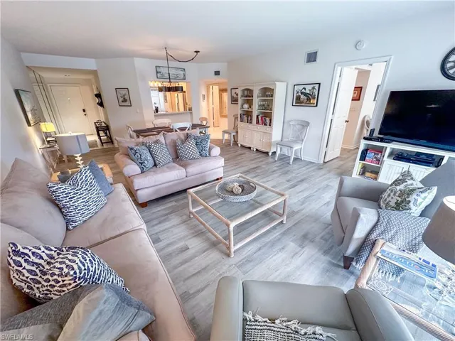 4240 Lake Forest Dr 413, Bonita Springs, Florida 34134