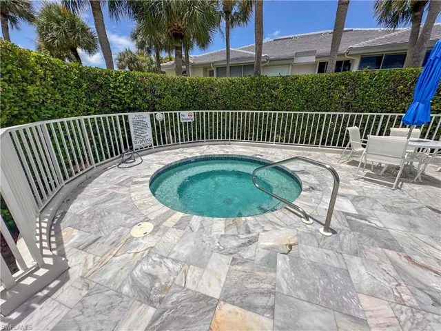 4240 Lake Forest Dr 413, Bonita Springs, Florida 34134