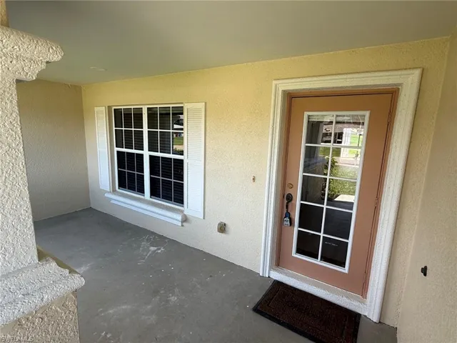 Covered Front Porch Entryway