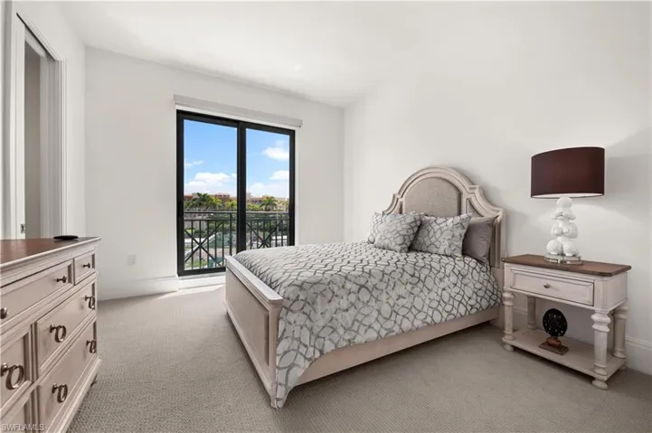 1130 3rd Ave S 309, Naples, Florida 34102