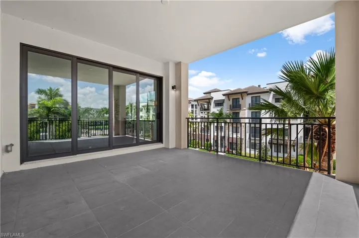 1130 3rd Ave S 309, Naples, Florida 34102