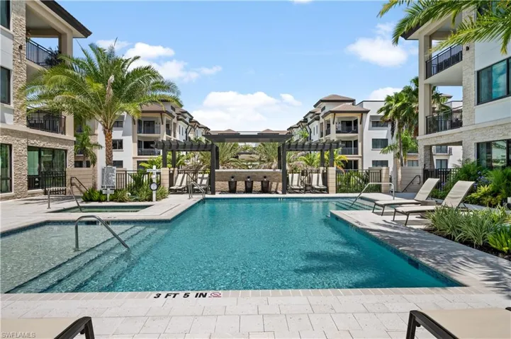 1130 3rd Ave S 309, Naples, Florida 34102