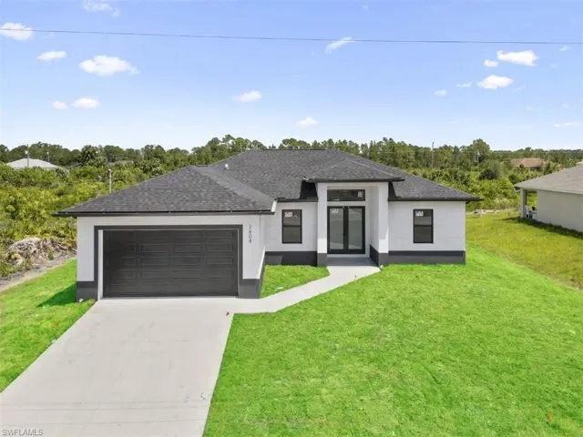 17 W 7th St, Lehigh Acres, Florida 33972
