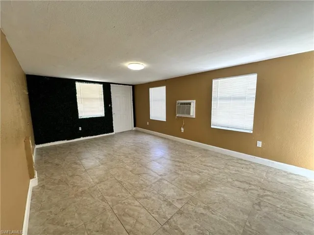 Oversized Master Bedroom with private entrance