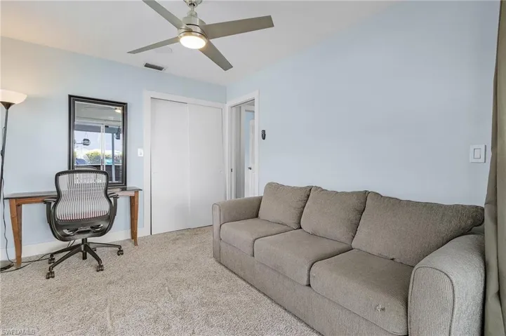 109 Sw 8th St, Cape Coral Fl 33991