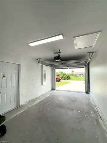 Garage featuring a textured wall