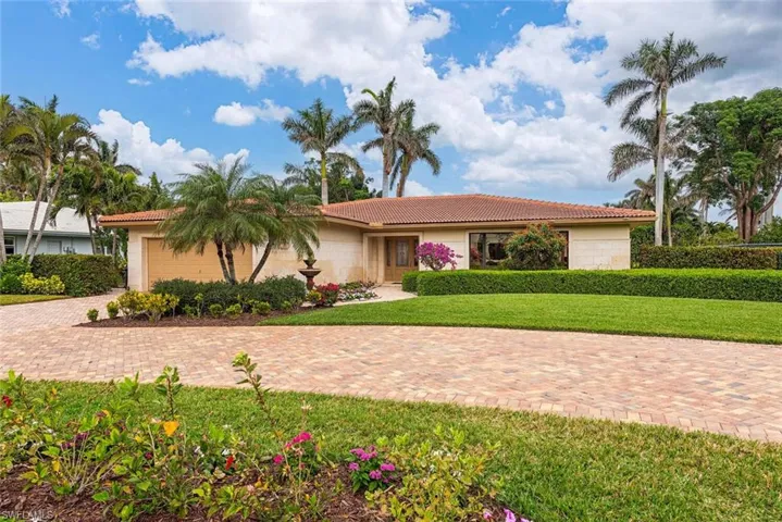 717 Park Shore Dr, Naples, Florida 34103