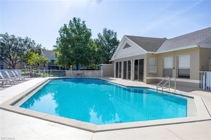 138 Pebble Shores Dr 201, Naples, Florida 34110