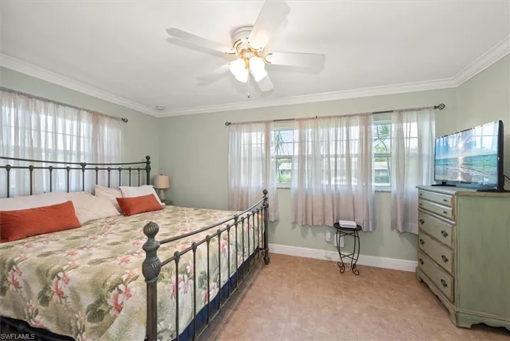 1720  Club House W RD, North Fort Myers, FL 33917