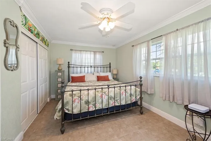 1720  Club House W RD, North Fort Myers, FL 33917