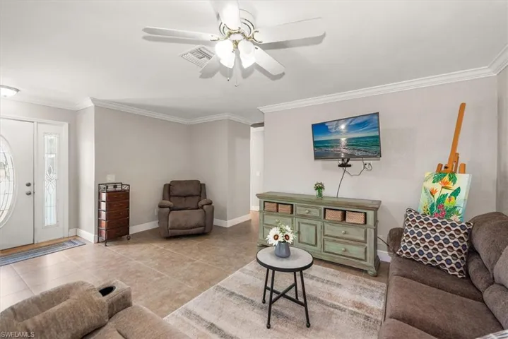 1720  Club House W RD, North Fort Myers, FL 33917