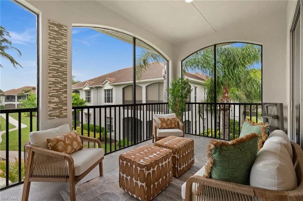 5004 Maxwell CIR, Naples, FL 34105,225056558
