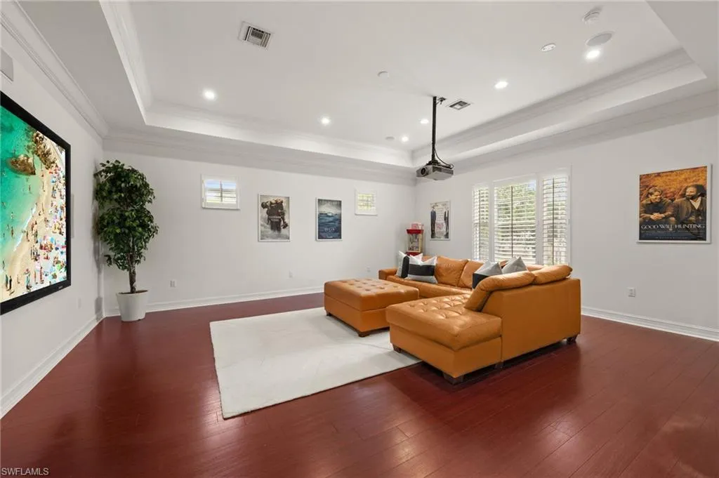 5004 Maxwell CIR, Naples, FL 34105,225056558