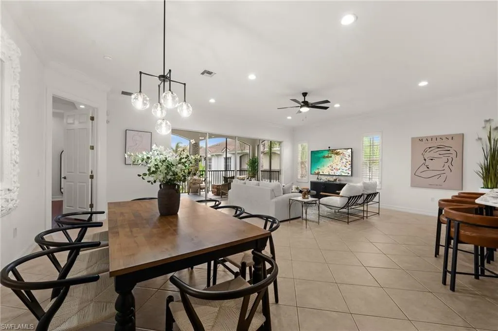 5004 Maxwell CIR, Naples, FL 34105,225056558
