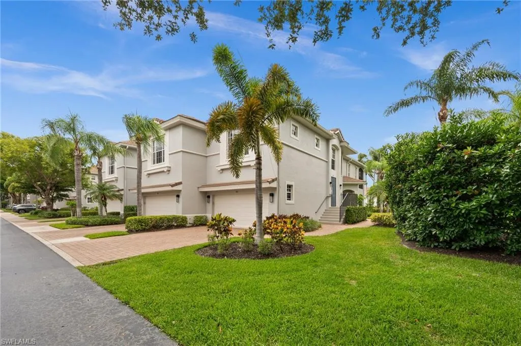 5004 Maxwell CIR, Naples, FL 34105,225056558