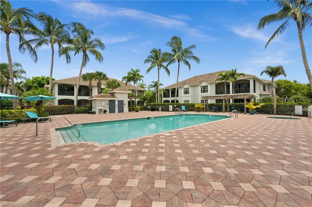 5004 Maxwell CIR, Naples, FL 34105,225056558