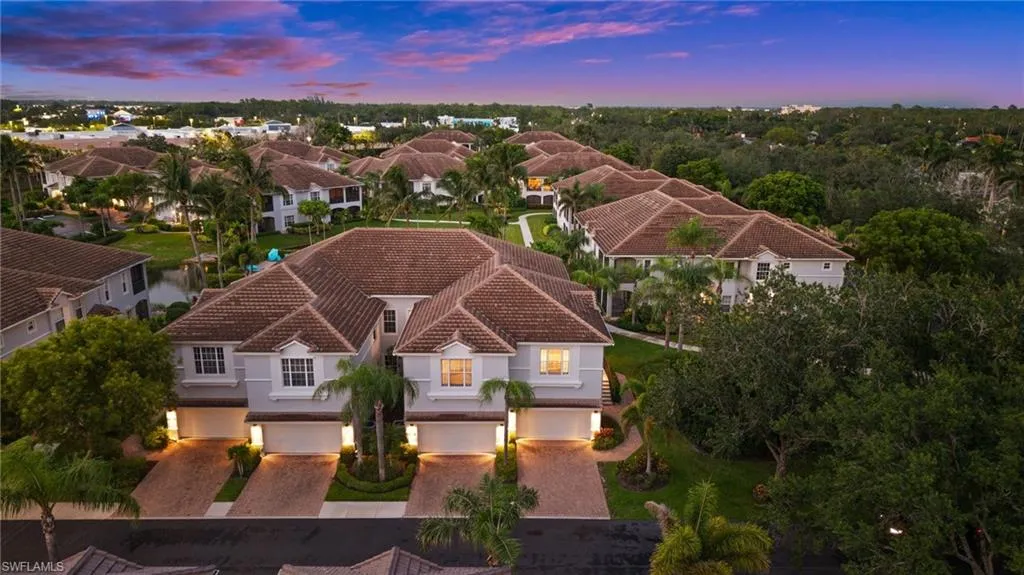 5004 Maxwell CIR, Naples, FL 34105,225056558