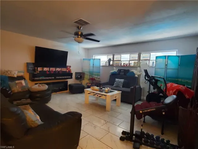 306 Hollywood St, Lehigh Acres, Florida 33936