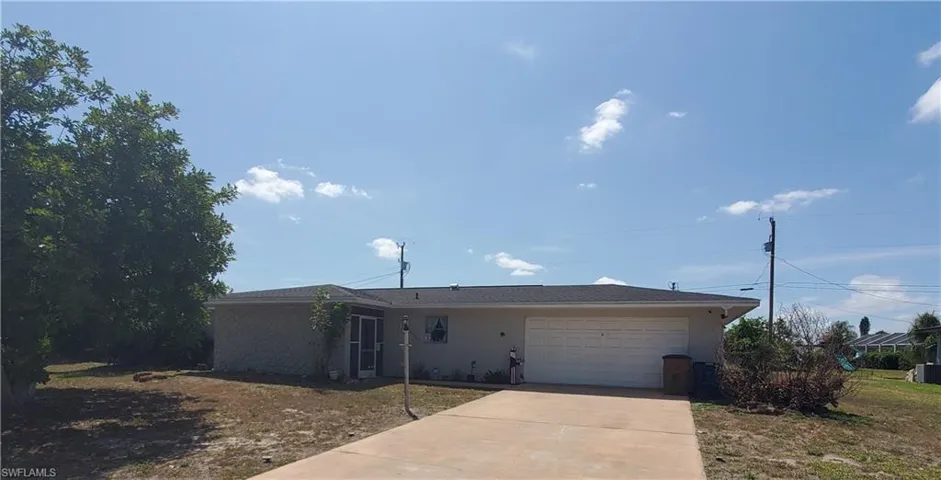 306 Hollywood St, Lehigh Acres, Florida 33936