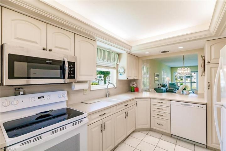 Open access to dining area