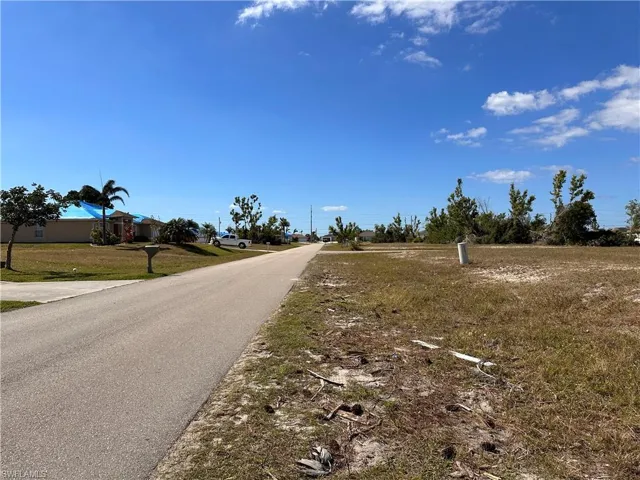 109 Ne 12th Ln, Cape Coral Fl 33909