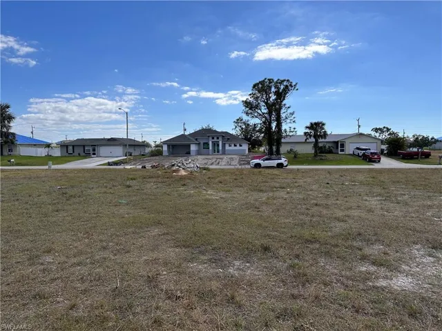 109 Ne 12th Ln, Cape Coral Fl 33909