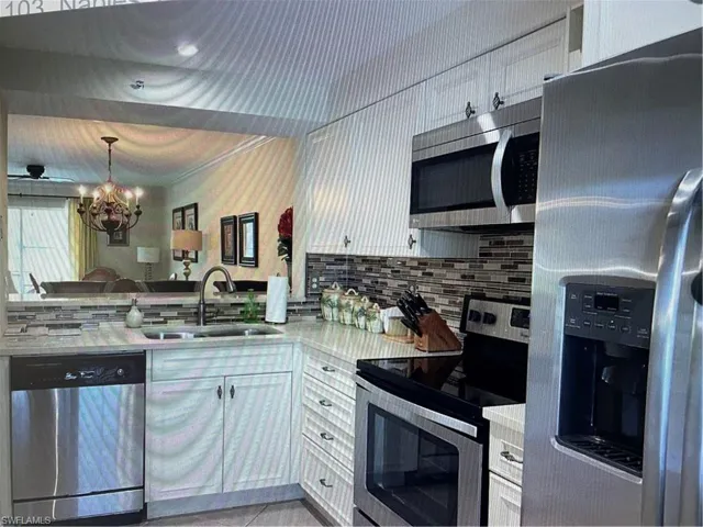 2456  Millcreek  LN, Naples, FL 34119