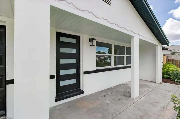 2897 66th Way N, St. Petersburg, Florida 33710