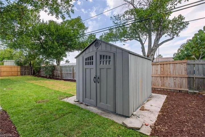 2897 66th Way N, St. Petersburg, Florida 33710