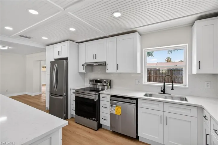2897 66th Way N, St. Petersburg, Florida 33710