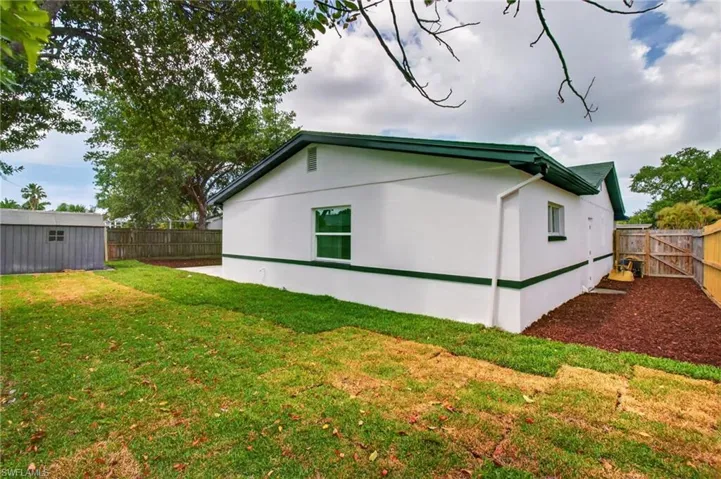 2897 66th Way N, St. Petersburg, Florida 33710