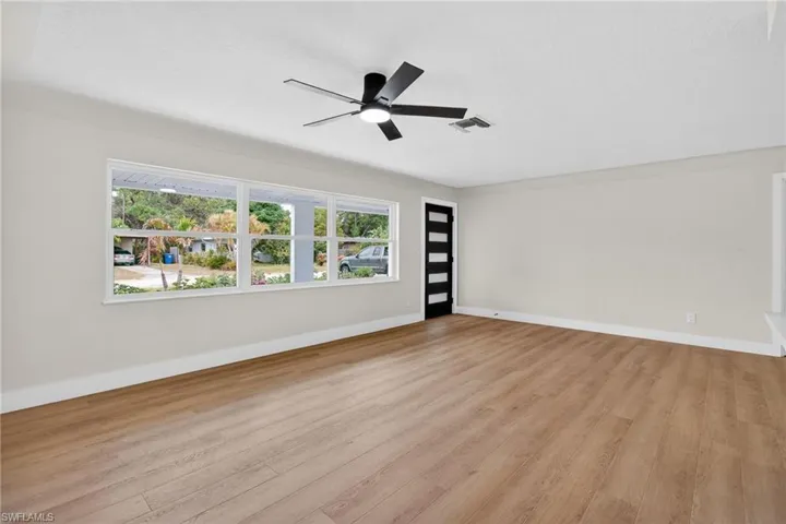 2897 66th Way N, St. Petersburg, Florida 33710