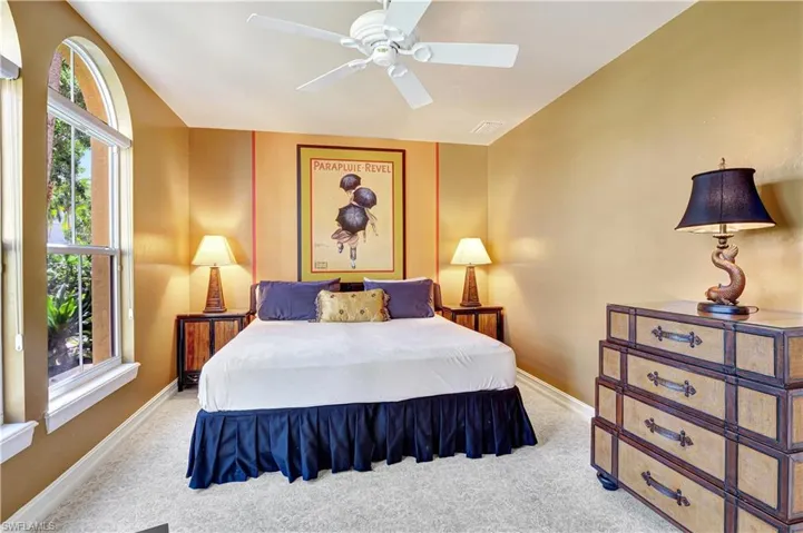 2866  Castillo  CT, Naples, FL 34109