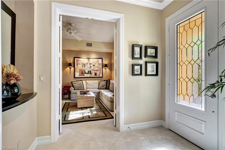 2866  Castillo  CT, Naples, FL 34109