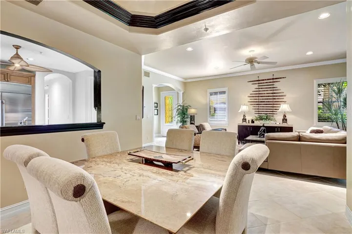 2866  Castillo  CT, Naples, FL 34109
