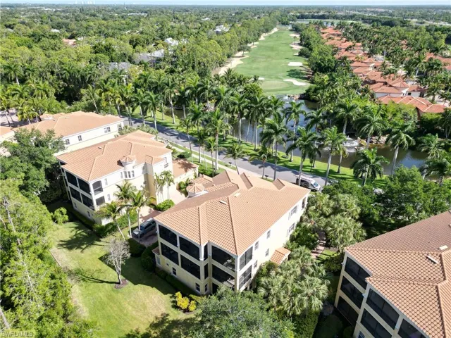 2866  Castillo  CT, Naples, FL 34109