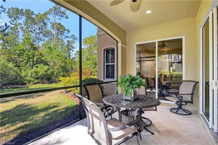 2866  Castillo  CT, Naples, FL 34109