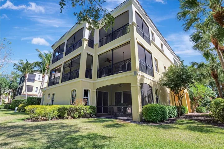 2866  Castillo  CT, Naples, FL 34109