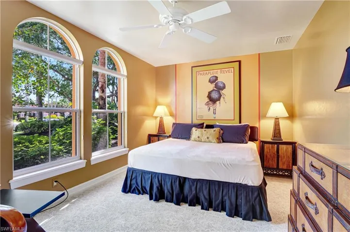 2866  Castillo  CT, Naples, FL 34109