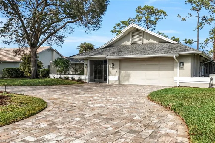 Circular paver driveway