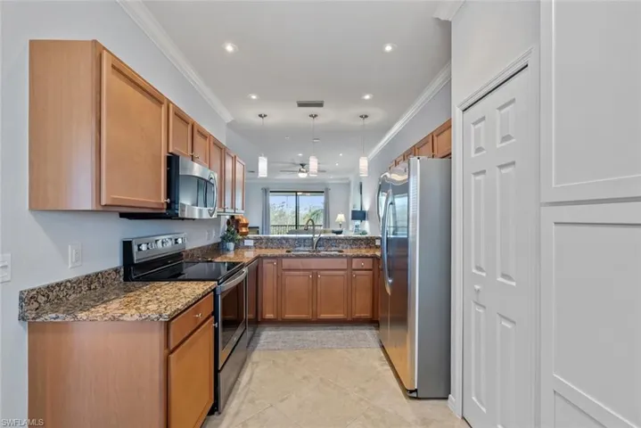 9715  Acqua  CT, Naples, FL 34113